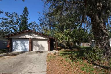 Main picture of 7119 Lenape Cir