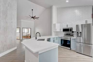 Main picture of 205 Sea Oats Dr