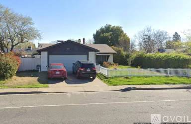 Main picture of 2153 Notre Dame Blvd