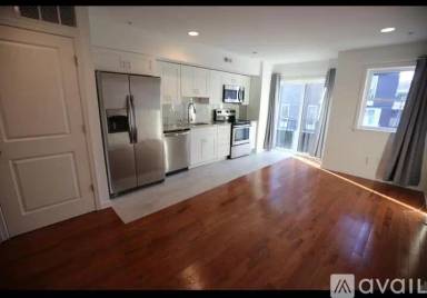 Main picture of 620 N 2nd St