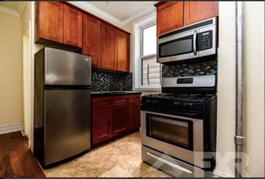 Main picture of 709 DeKalb Ave