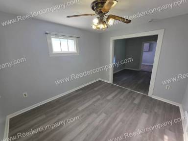 Main picture of 3824 Parrish Ave