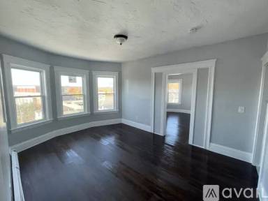 Main picture of 158 Belmont St