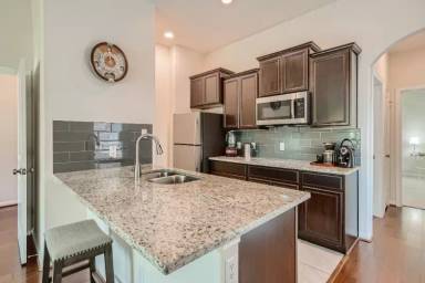 Main picture of 5012 Yucca Bloom Dr