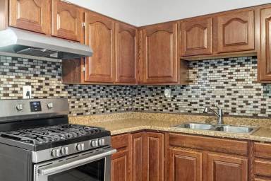 Main picture of 10540 Lord Dr