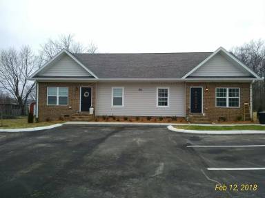 Main picture of 3200 Fisk Rd