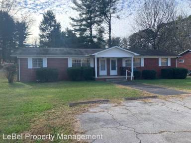 Main picture of 1021 W Jefferson St