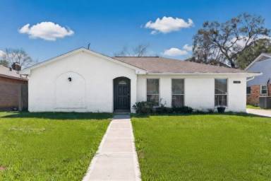 Main picture of 11623 Rowan Ln