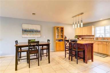 Main picture of 1520 Cielo Ln