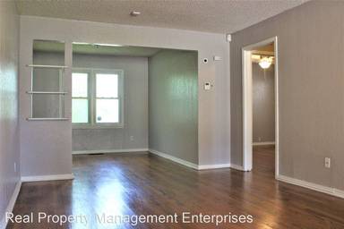 Main picture of 3921 NW 28th St
