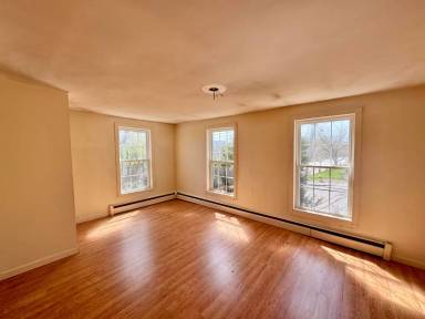Main picture of 15 Marshall Ave