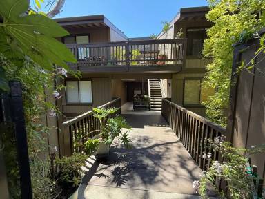 Main picture of 3299 La Mesa Dr