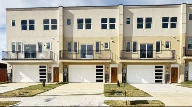 Main picture of 3611 Portland St