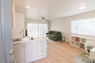 Main picture of 1247 Murray Ave