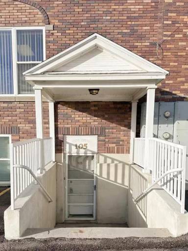 Main picture of 18 N 200 E