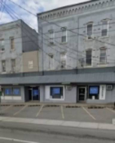 Main picture of 984 Jefferson Ave