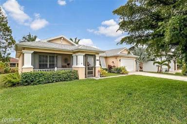 Main picture of 3313 SW 15th Pl