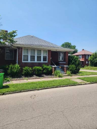 Main picture of 205 S 15th St
