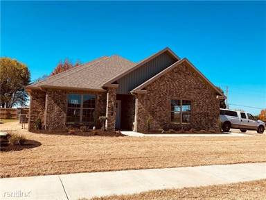 Main picture of 1741 Woodhause Cir
