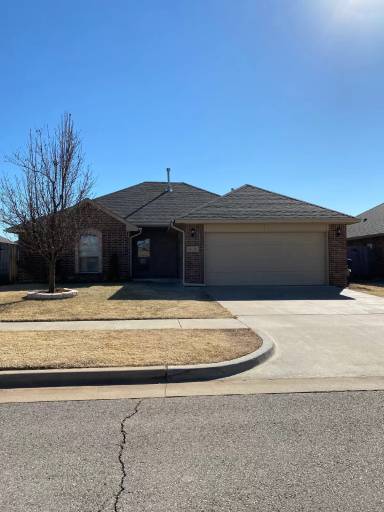 Main picture of 10632 SW 34th Ter