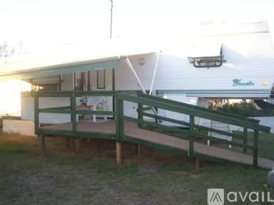 Main picture of 389 W Washington Ave