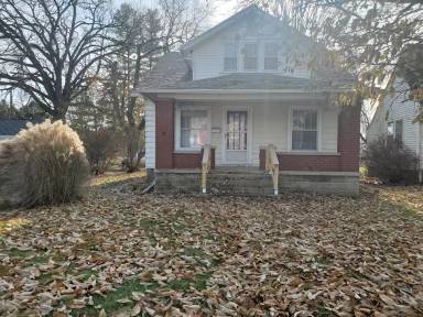 Main picture of 1417 National Rd W