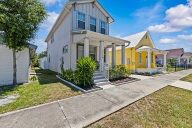 Main picture of 2110 W Palmetto St