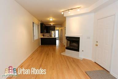 Main picture of 1543 W Walton St