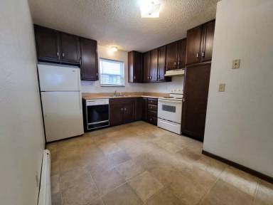 Main picture of 740 Ryan Ave