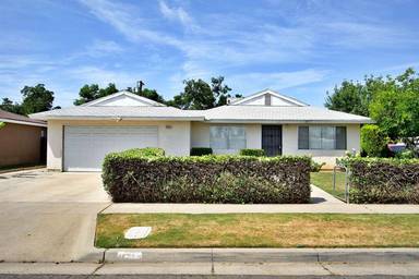 Main picture of 5983 E Dayton Ave