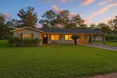 Main picture of 410 Old Mulrennan Rd