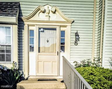 Main picture of 50 Christopher Ct