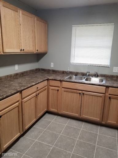 Main picture of 1701 Dr Martin Luther King Dr