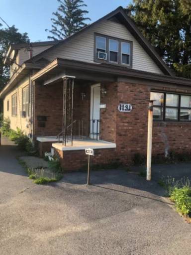 Main picture of 1131 Altamont Ave