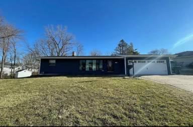 Main picture of 26 Sandcreek Dr