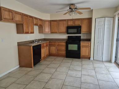 Main picture of 7230 Hazelcrest Dr