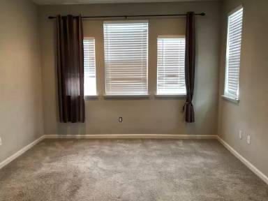 Main picture of 7091 N Mariposa Ct