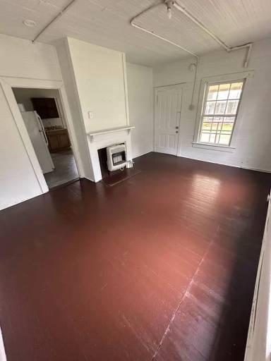 Main picture of 204 Avenue D SE