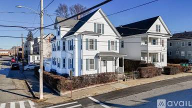 Main picture of 179 Mount Hope St