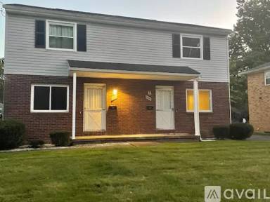 Main picture of 1640 Liberty Dr