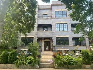Main picture of 1126 W Morse Ave