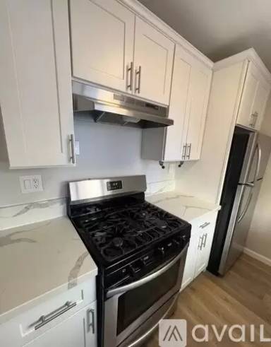 Main picture of 715 Cohasset Ct