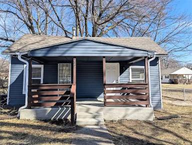 Main picture of 567 N Grover St