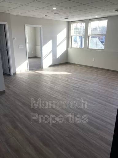 Main picture of 50 Church St