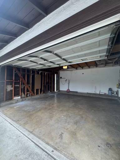 Main picture of 2210-2212 E Avalon Ave