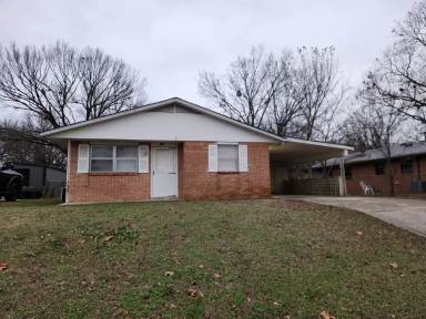 Main picture of 805 Williams St