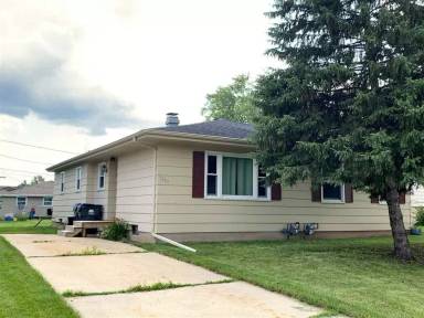Main picture of 1099 Laurel Ct