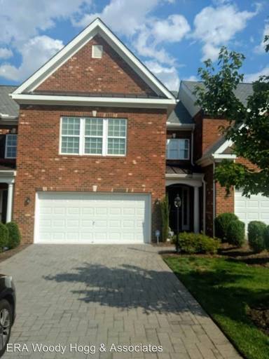 Main picture of 2903 Triple Notch Ct