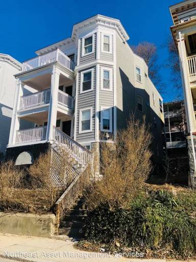 Main picture of 95 Draper St