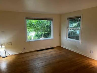 Main picture of 3002 31st Ave W